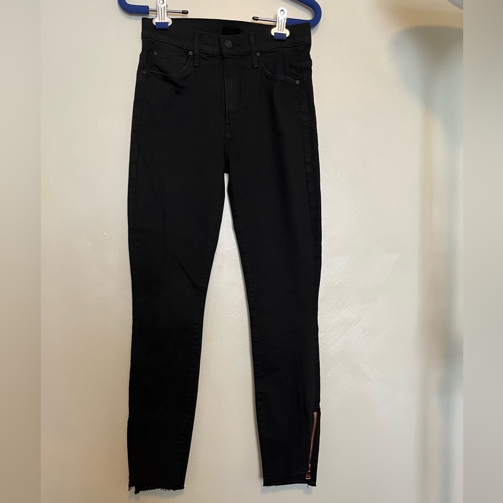 MOTHER “The Stunner” Double Zip Ankle Step Fray Jeans